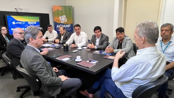ACIANF recebe visita do presidente e dos vice-presidentes regionais da FACERJ